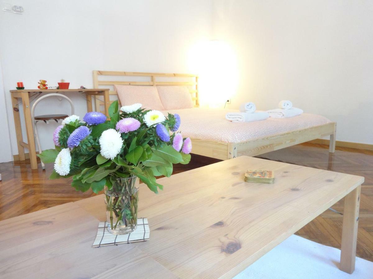 Apartment Maya'S ซาเกร็บ ภายนอก รูปภาพ